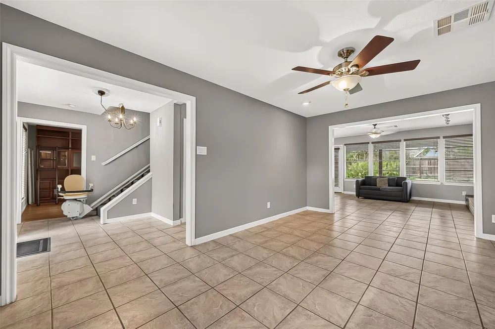 11730 Dorrance Lane Meadows Place, TX 77477