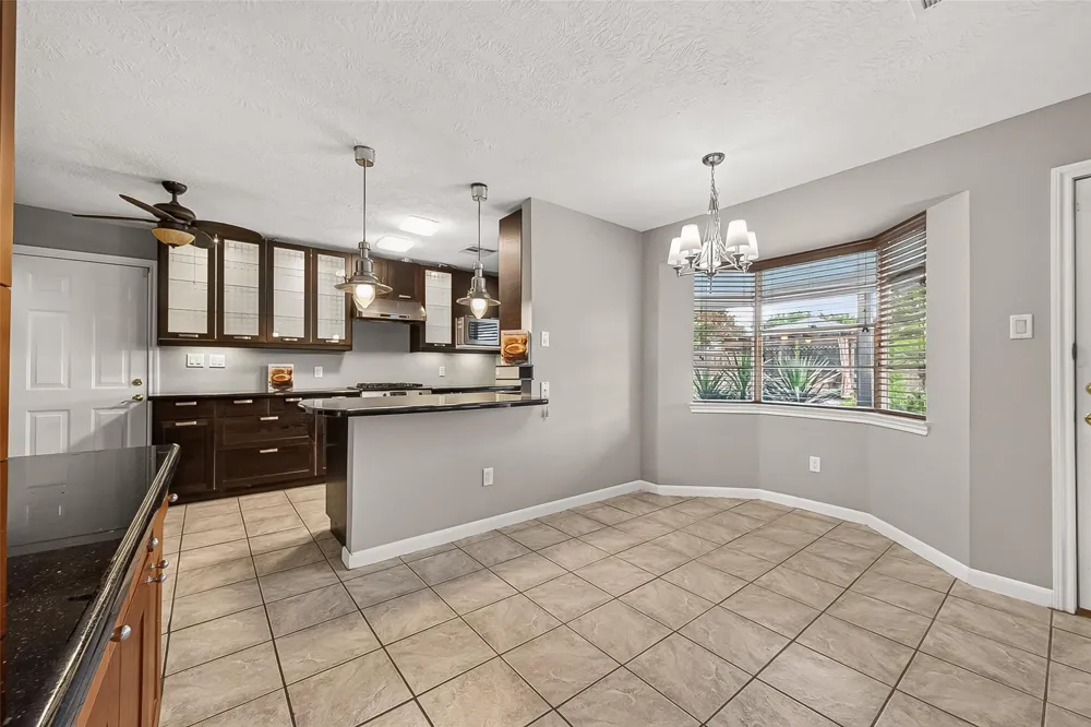 11730 Dorrance Lane Meadows Place, TX 77477