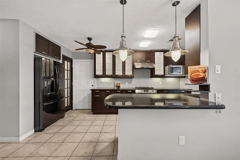 11730 Dorrance Lane Meadows Place, TX 77477
