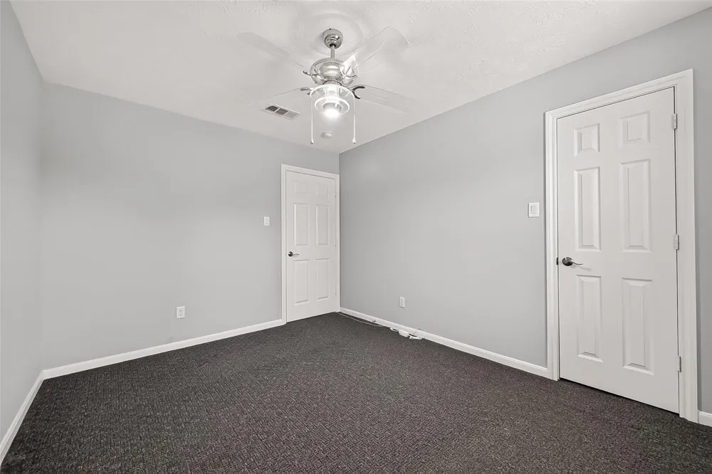 11730 Dorrance Lane Meadows Place, TX 77477
