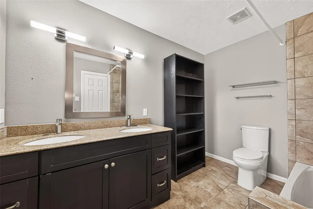 11730 Dorrance Lane Meadows Place, TX 77477