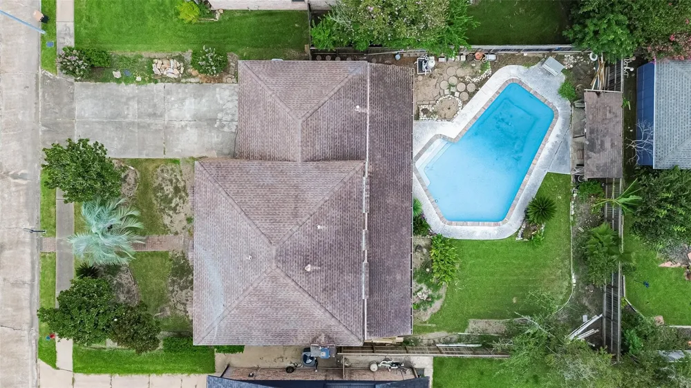 11730 Dorrance Lane Meadows Place, TX 77477