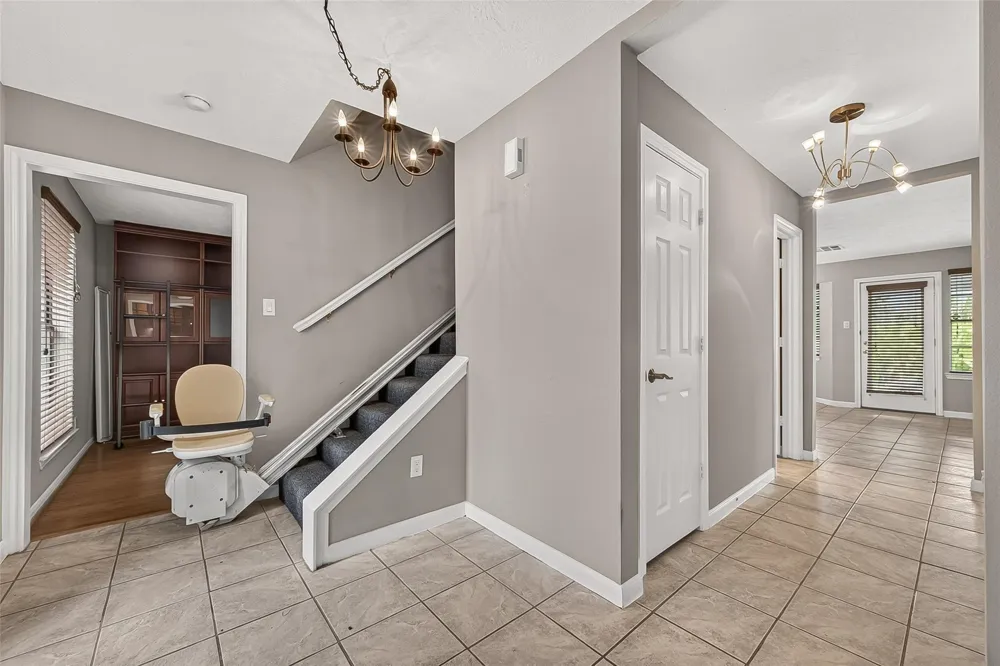 11730 Dorrance Lane Meadows Place, TX 77477