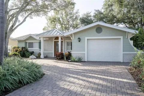 378 WESTWINDS DRIVE