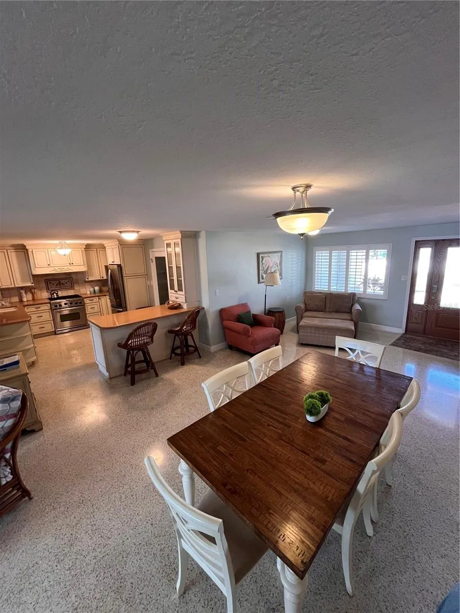 378 WESTWINDS DRIVE Palm Harbor, FL 34683
