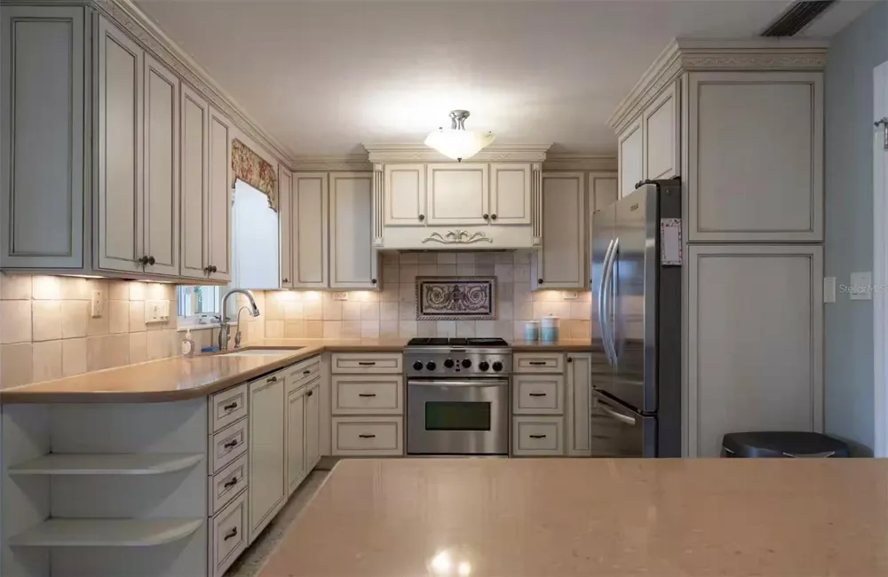 378 WESTWINDS DRIVE Palm Harbor, FL 34683