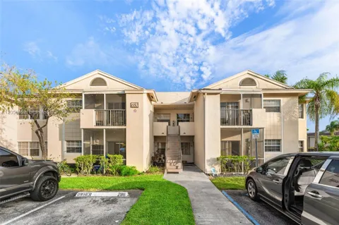 680 Cypress Club Way #G10