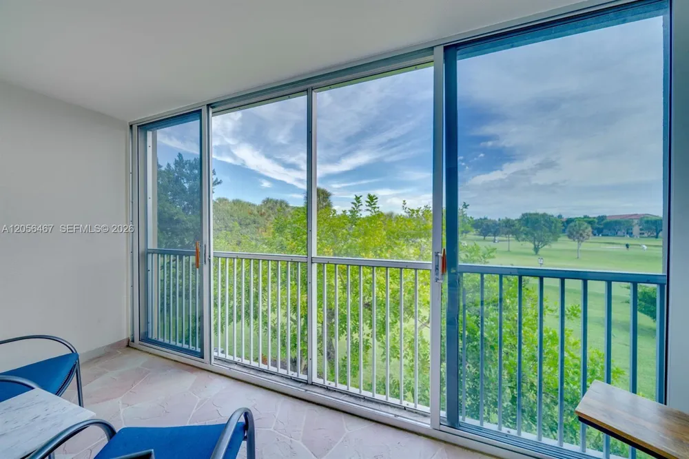 12701 SW 13th St #307F Pembroke Pines, FL 33027