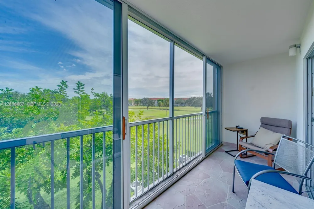 12701 SW 13th St #307F Pembroke Pines, FL 33027