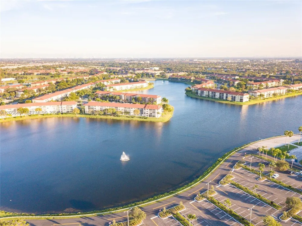 12701 SW 13th St #307F Pembroke Pines, FL 33027