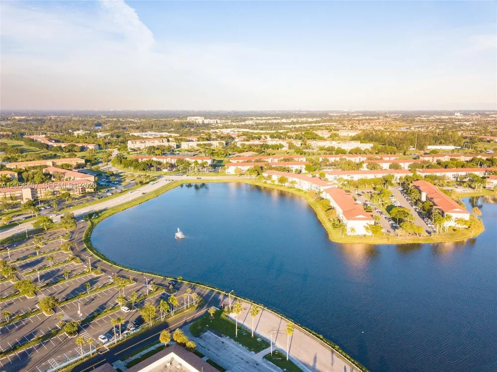 12701 SW 13th St #307F Pembroke Pines, FL 33027