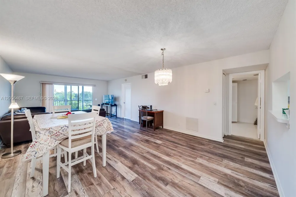 12701 SW 13th St #307F Pembroke Pines, FL 33027