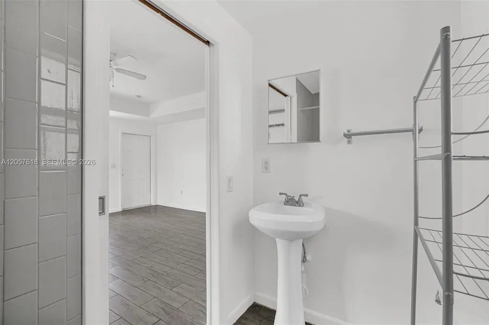 529 NW 88th St #1 El Portal, FL 33150