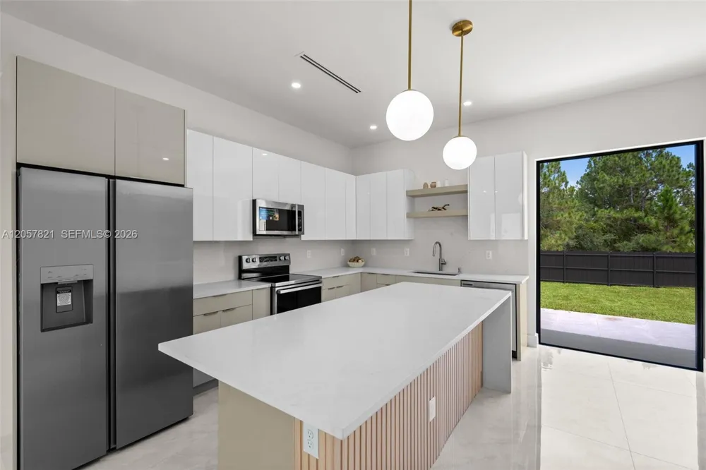 1039 Bassinger Ave S Lehigh Acres, FL 33974