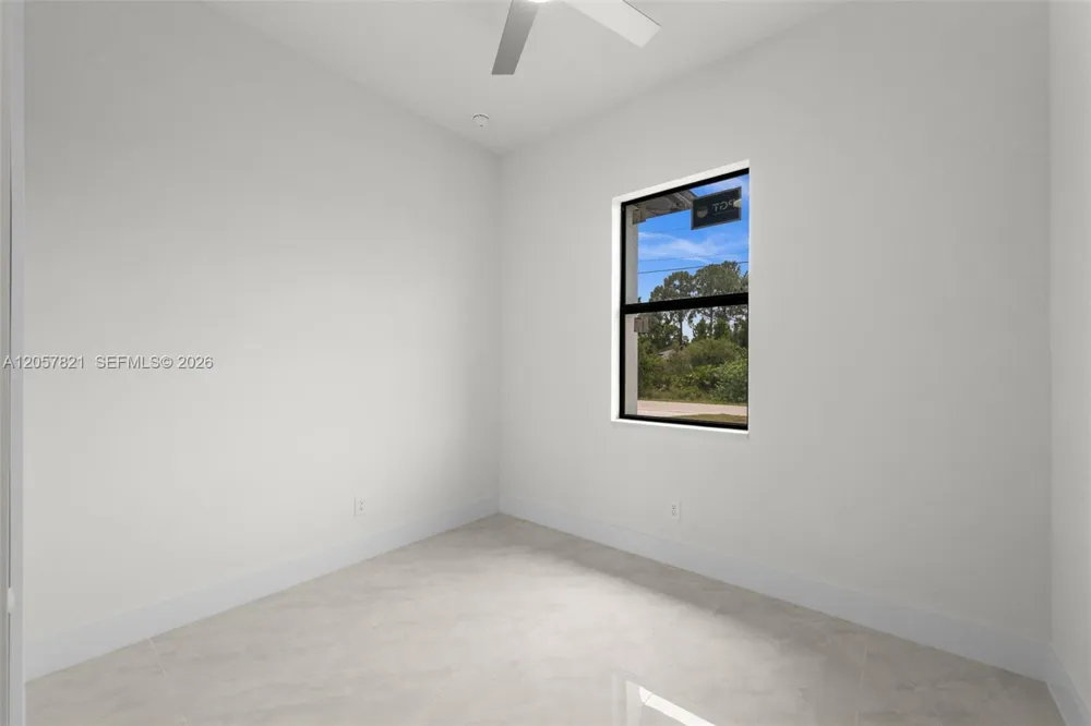 1039 Bassinger Ave S Lehigh Acres, FL 33974