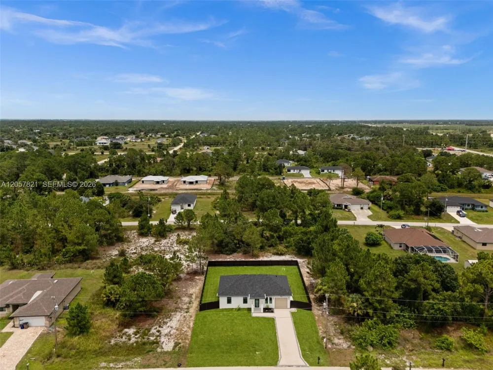 1039 Bassinger Ave S Lehigh Acres, FL 33974
