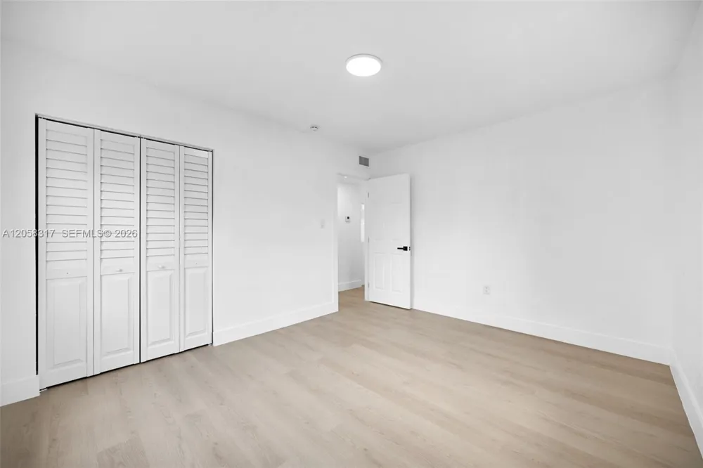 580 NW 116th Ter Miami, FL 33168