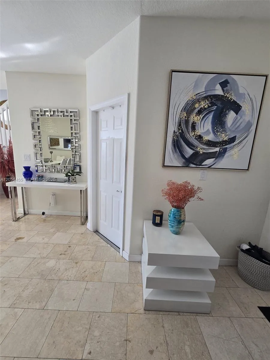 7950 NW 108th Pl Doral, FL 33178