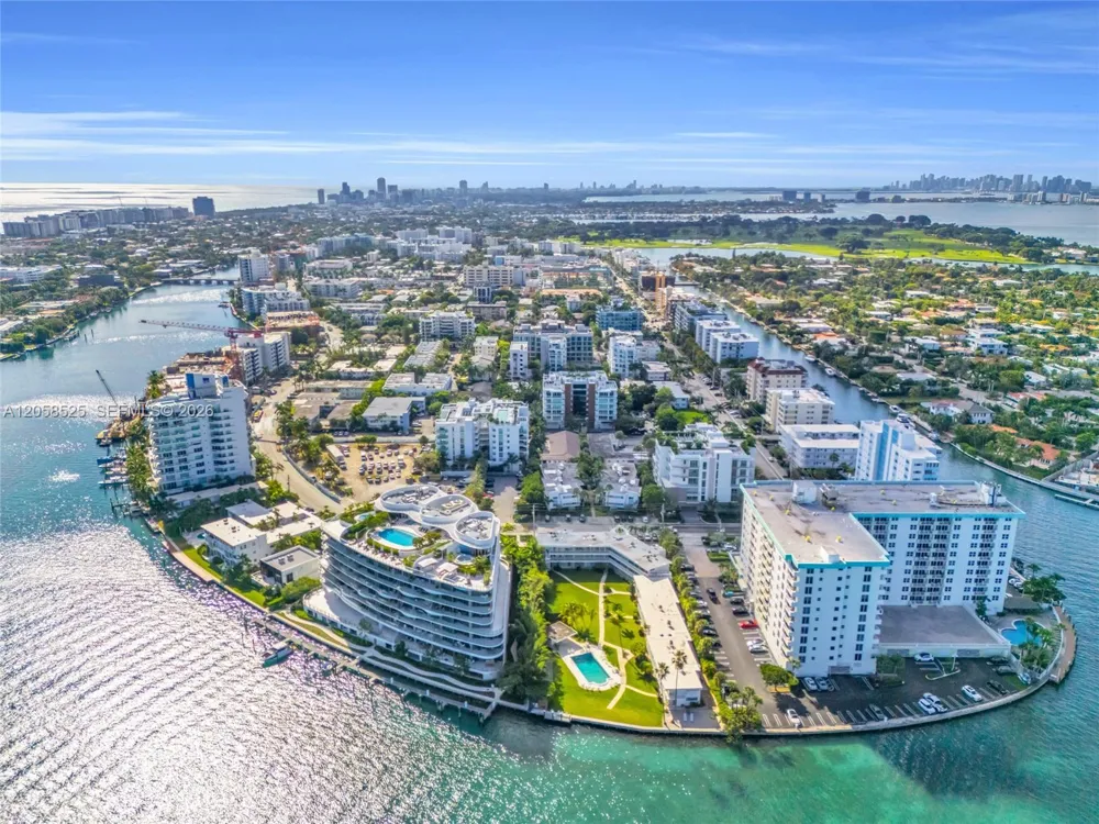 1101 98th St #5 Bay Harbor Islands, FL 33154