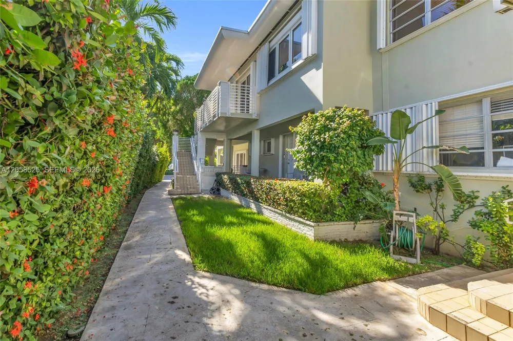 1101 98th St #5 Bay Harbor Islands, FL 33154