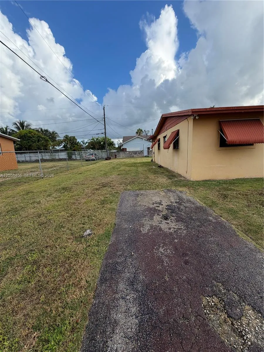 10701 SW 149th St Miami, FL 33176