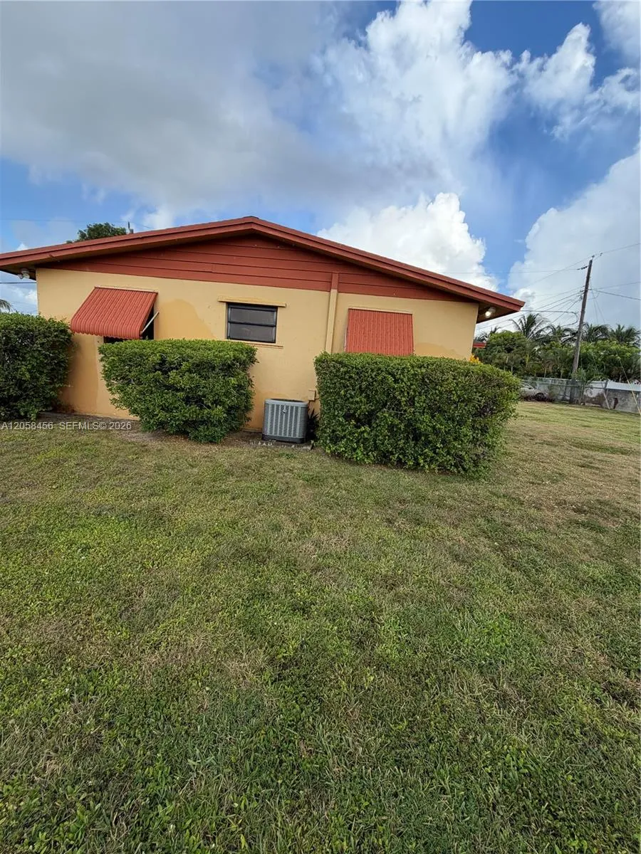 10701 SW 149th St Miami, FL 33176