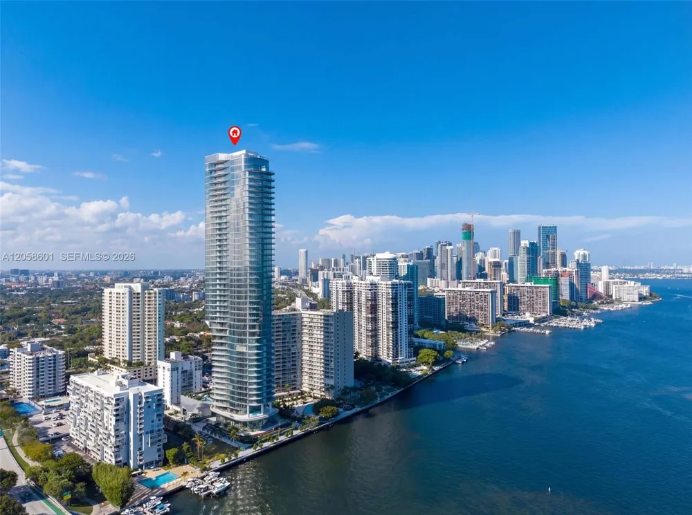 175 SE 25th Rd #604 Miami, FL 33129