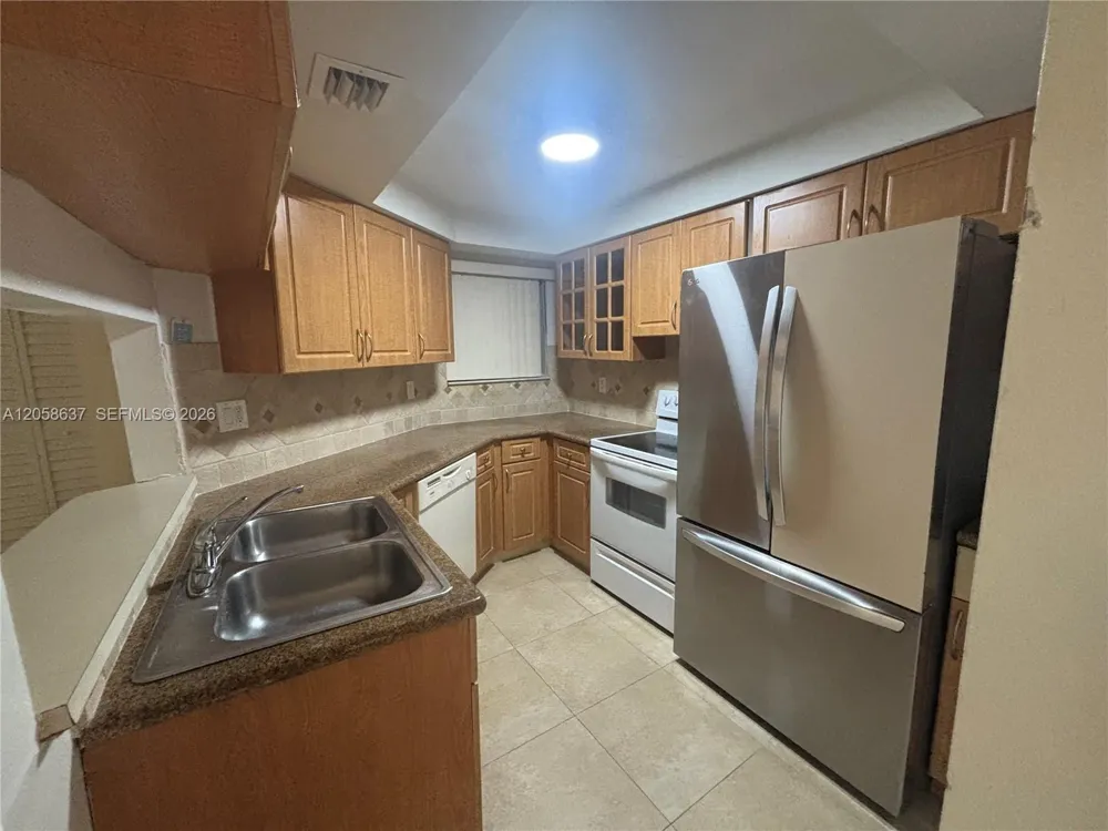 8305 SW 152nd Ave #A111 Miami, FL 33193