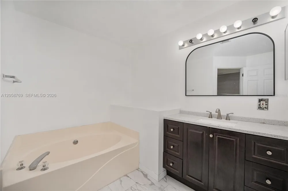 20 PINE COURT LOOP Other City - In The State Of Florida, FL 34472