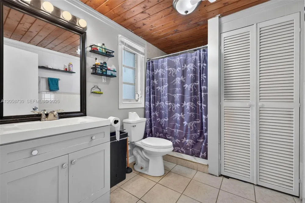 215 Palm Avenue Other City - In The State Of Florida, FL 33823