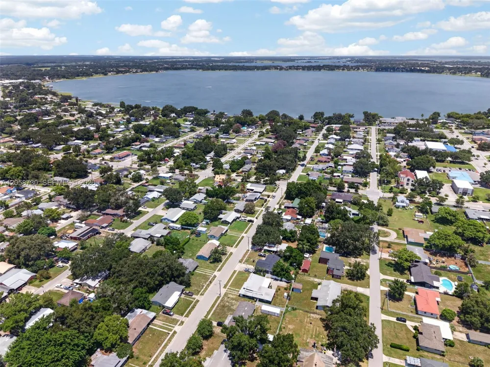 215 Palm Avenue Other City - In The State Of Florida, FL 33823
