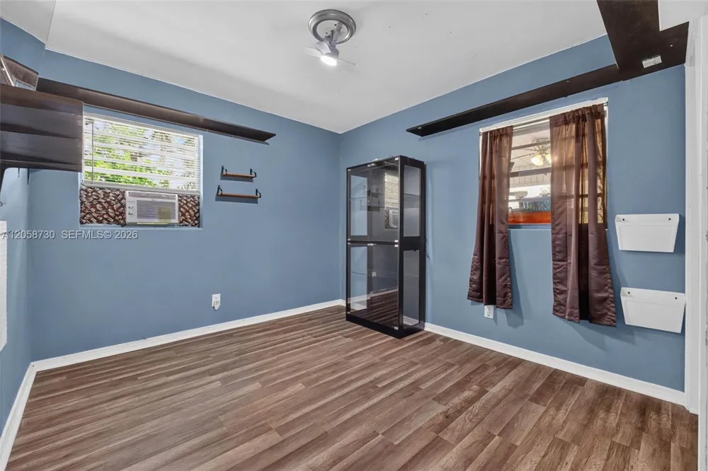 215 Palm Avenue Other City - In The State Of Florida, FL 33823