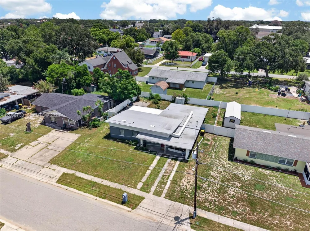 215 Palm Avenue Other City - In The State Of Florida, FL 33823