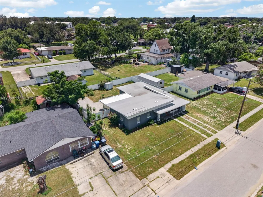 215 Palm Avenue Other City - In The State Of Florida, FL 33823