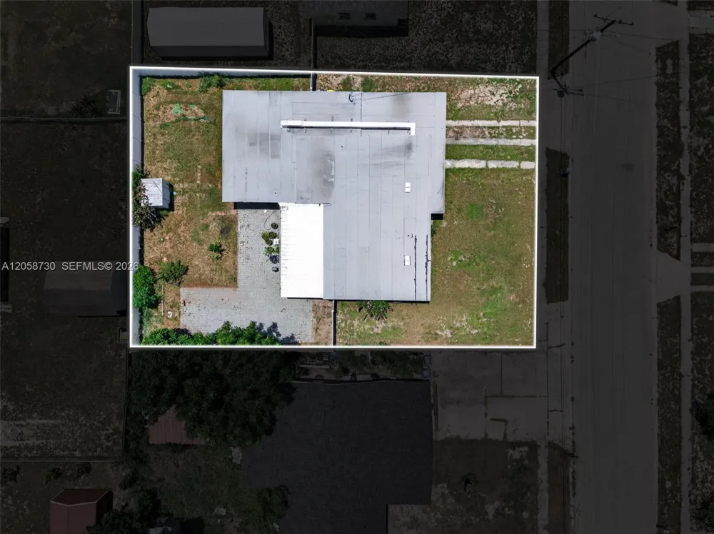 215 Palm Avenue Other City - In The State Of Florida, FL 33823
