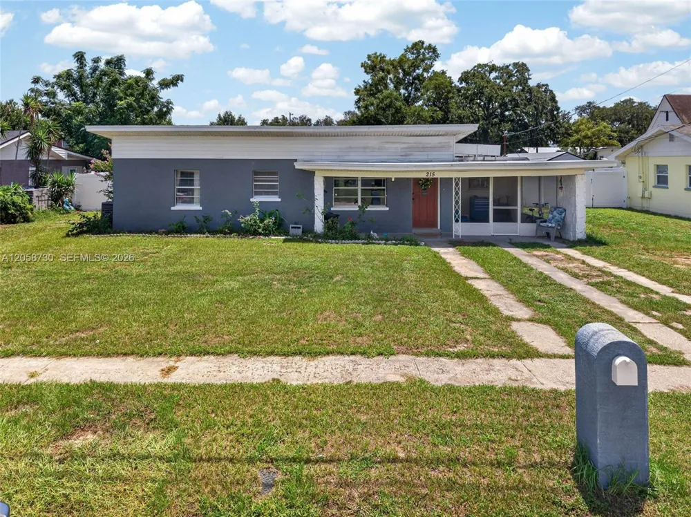 215 Palm Avenue Other City - In The State Of Florida, FL 33823