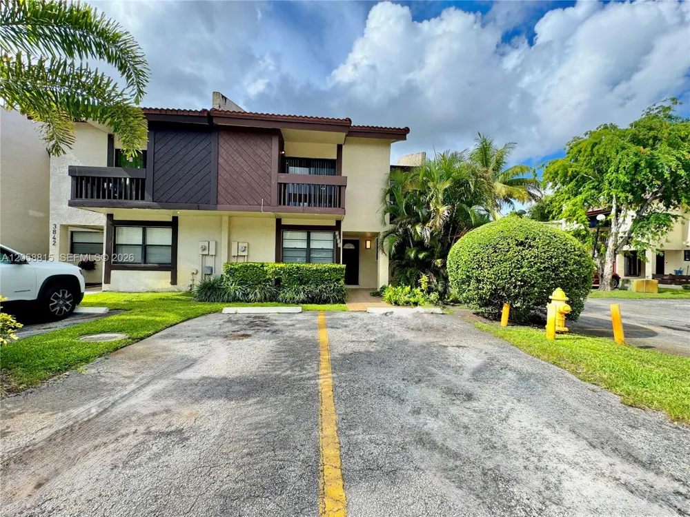 3840 SW 52nd Ave #3840 Pembroke Park, FL 33023