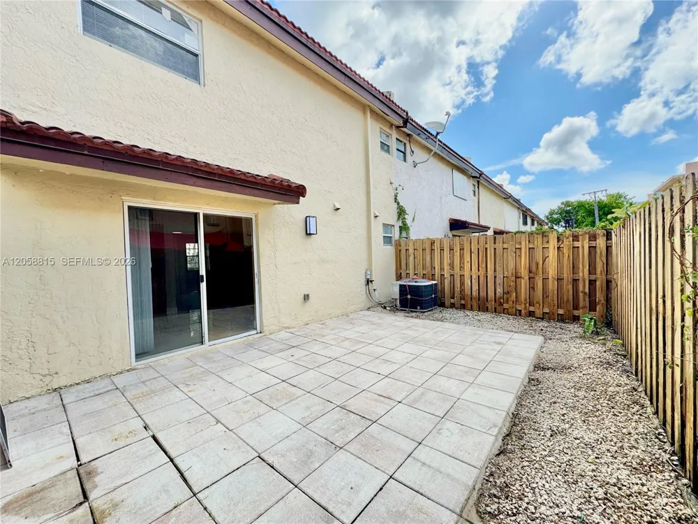 3840 SW 52nd Ave #3840 Pembroke Park, FL 33023