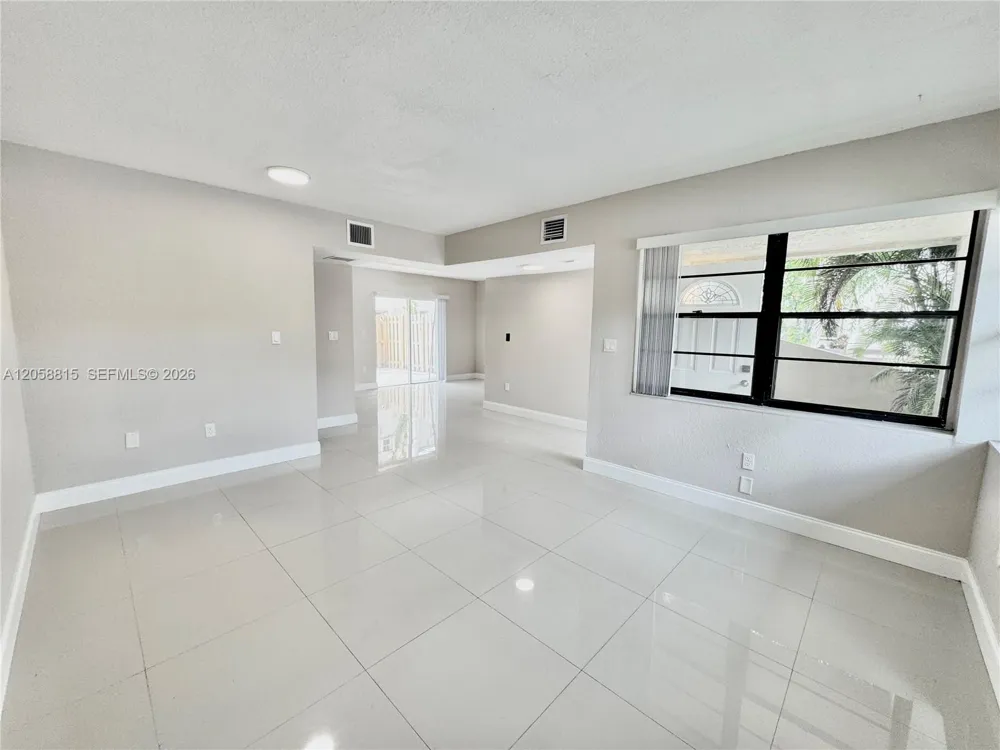 3840 SW 52nd Ave #3840 Pembroke Park, FL 33023