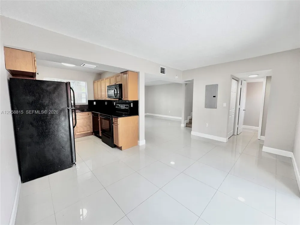 3840 SW 52nd Ave #3840 Pembroke Park, FL 33023