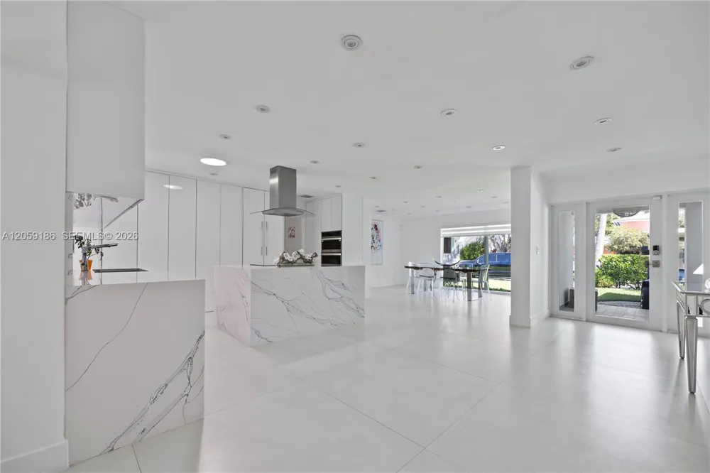 630 Allendale Rd Key Biscayne, FL 33149