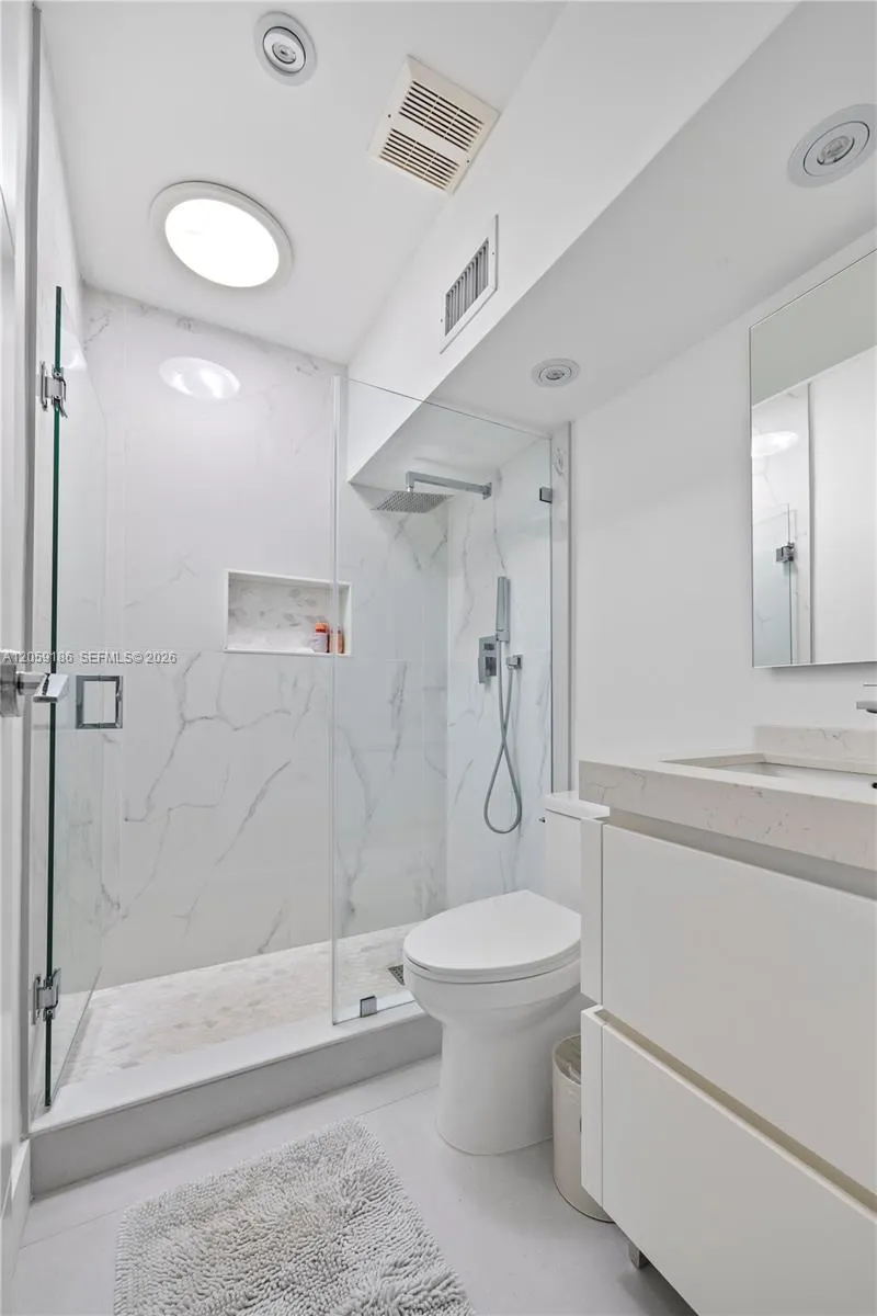 630 Allendale Rd Key Biscayne, FL 33149