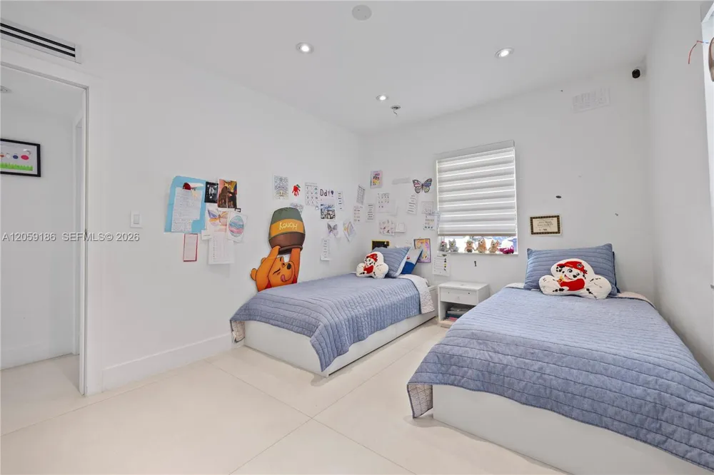 630 Allendale Rd Key Biscayne, FL 33149