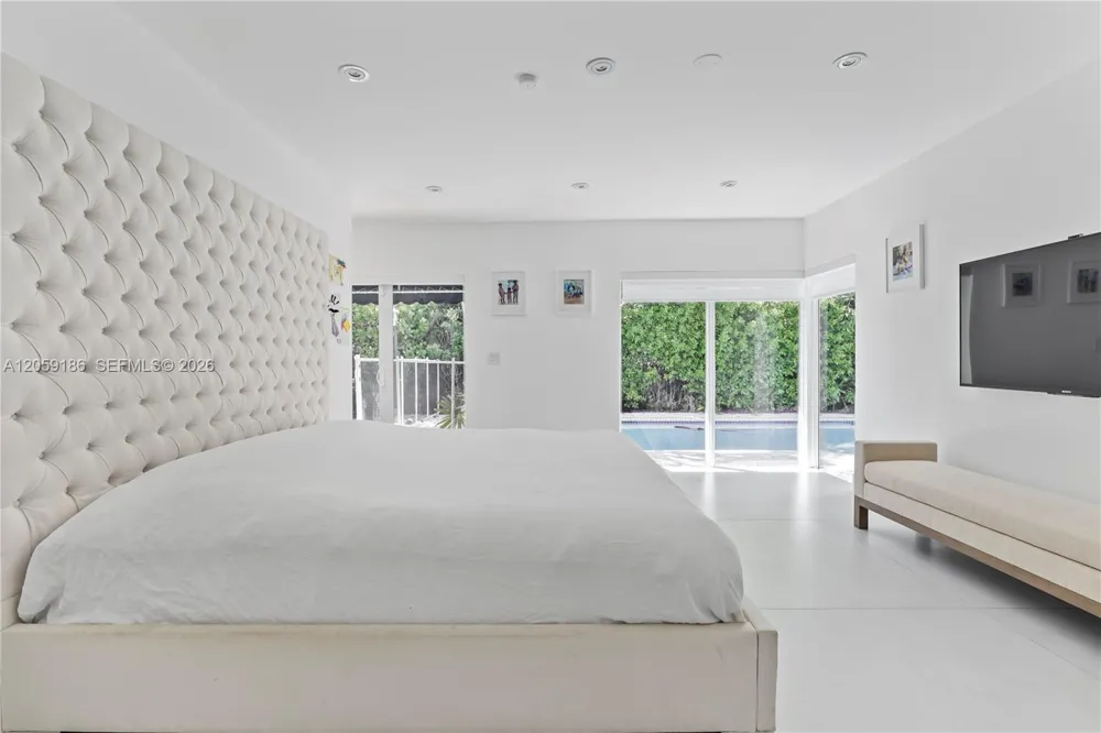 630 Allendale Rd Key Biscayne, FL 33149