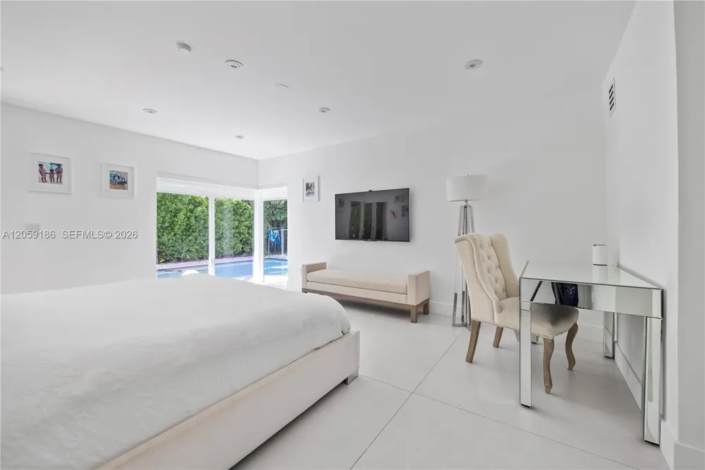 630 Allendale Rd Key Biscayne, FL 33149