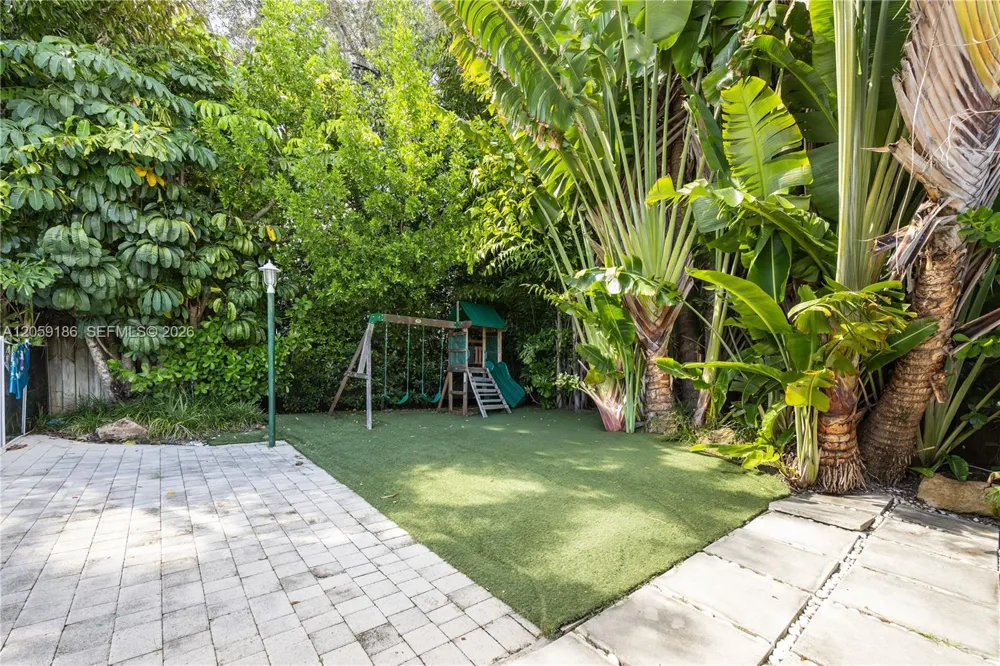630 Allendale Rd Key Biscayne, FL 33149