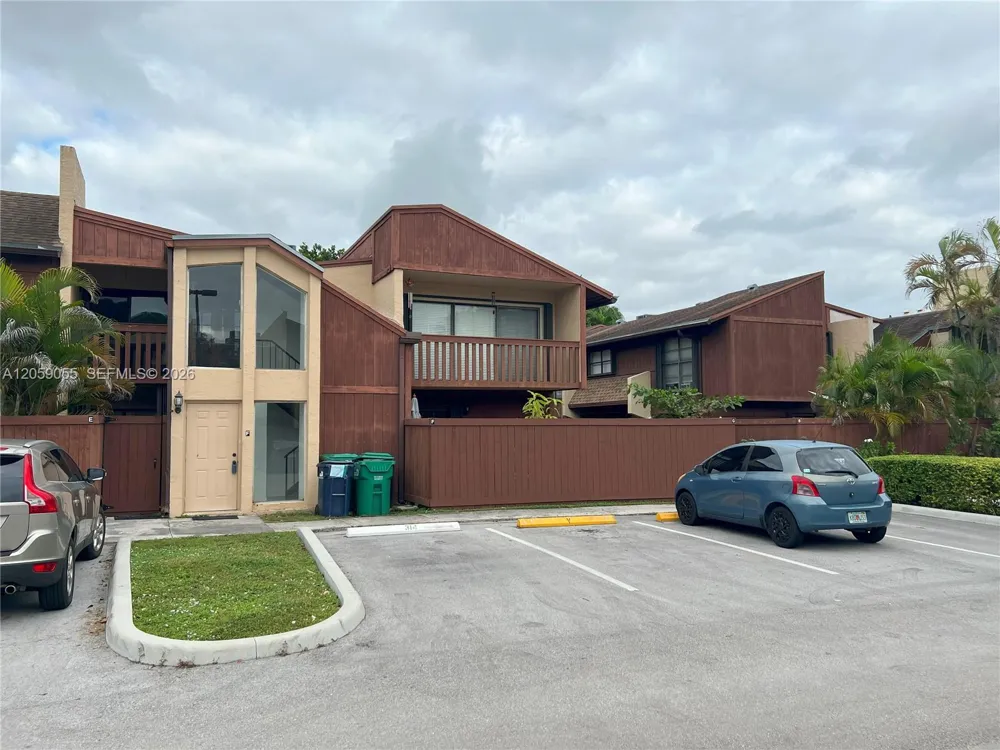 6211 SW 116th Pl #F Miami, FL 33173