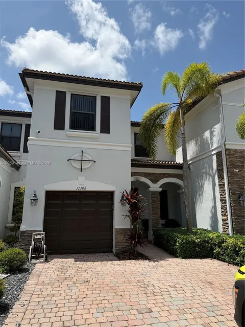11302 NW 88th Ter #11302