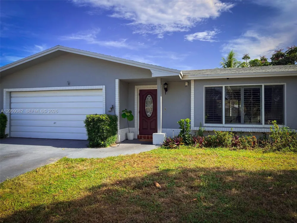 1760 SW 12th St Boca Raton, FL 33486