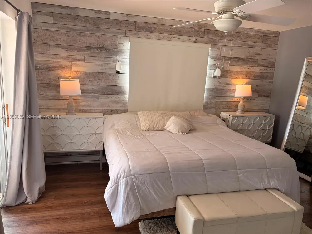 1760 SW 12th St Boca Raton, FL 33486
